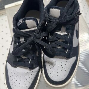 Nike Navy Blue And Grey Georgetown Size 4 1/2